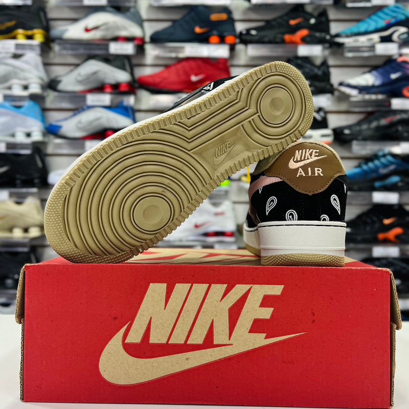 Air Force Travis Scott